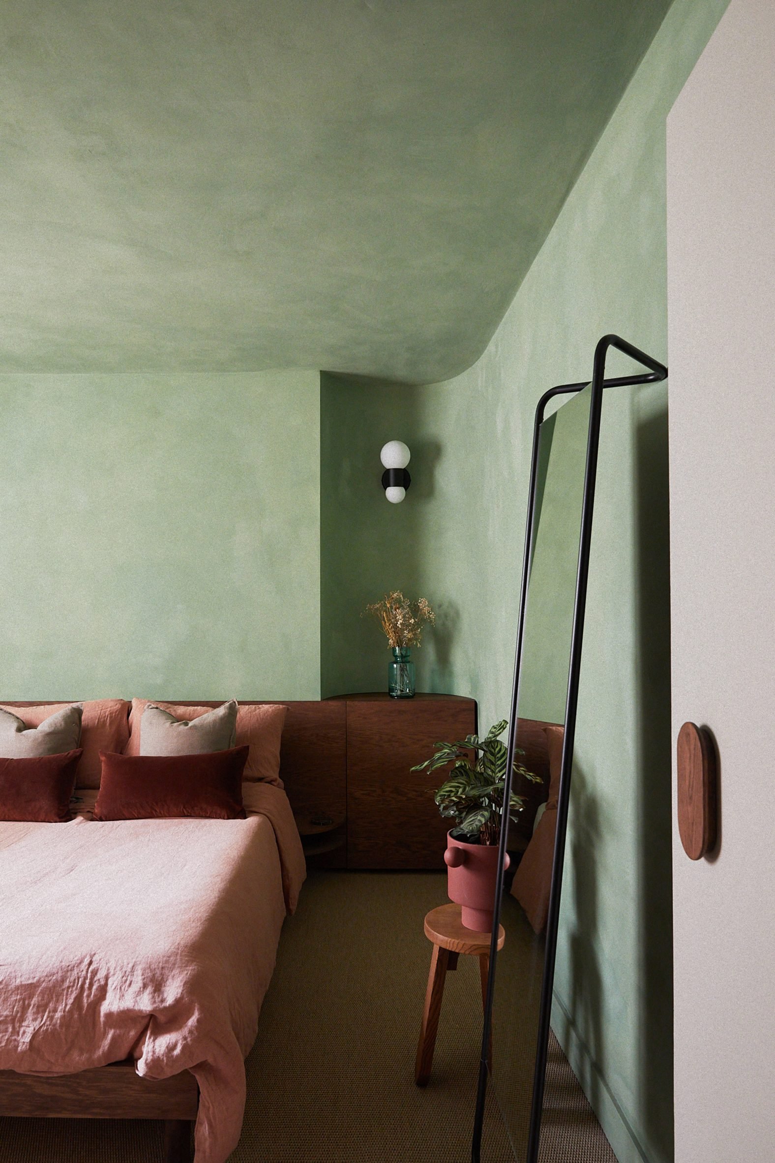 Plaster House by Sonn