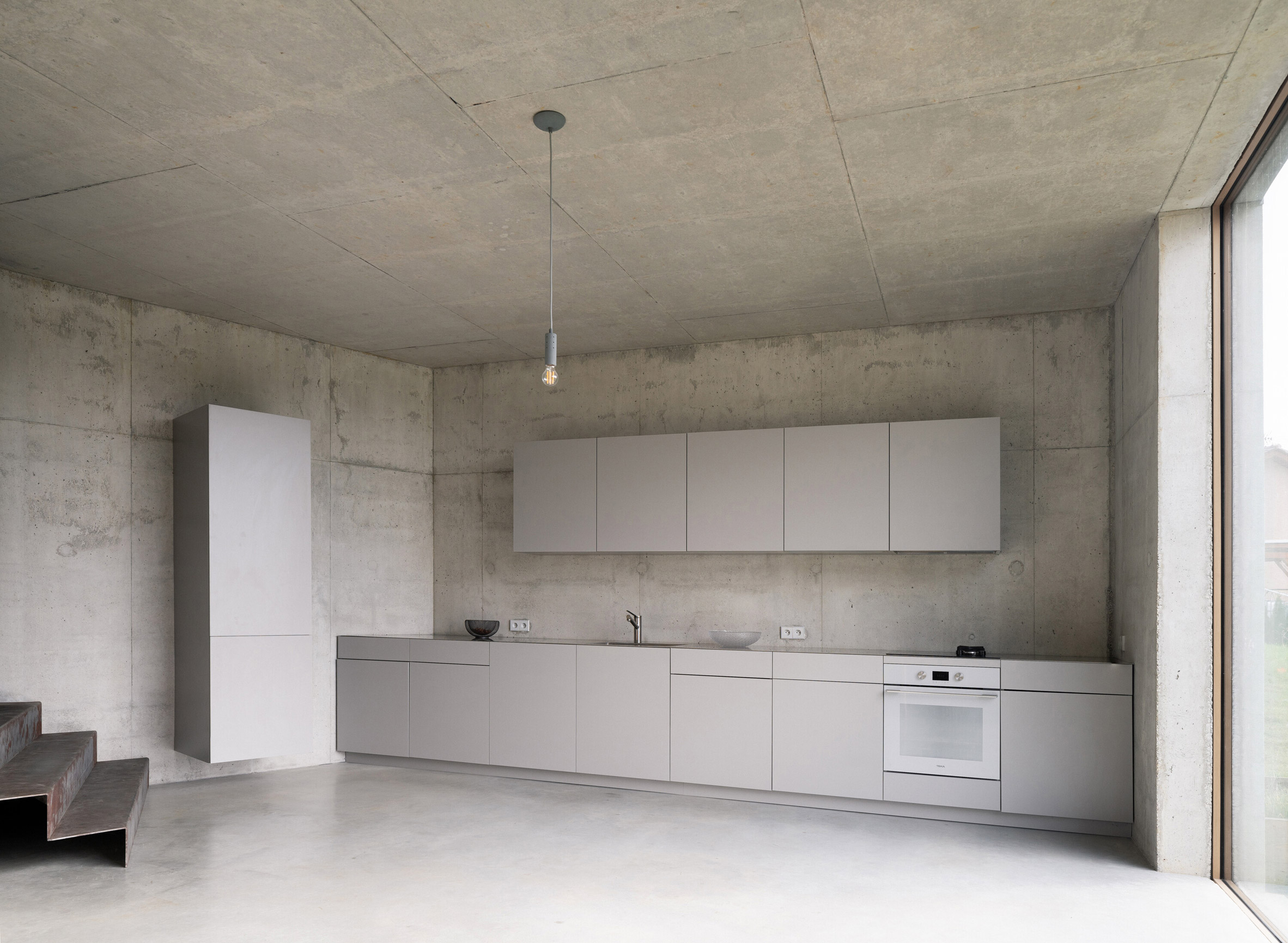 House of Seven Floors by Maly Chmel
