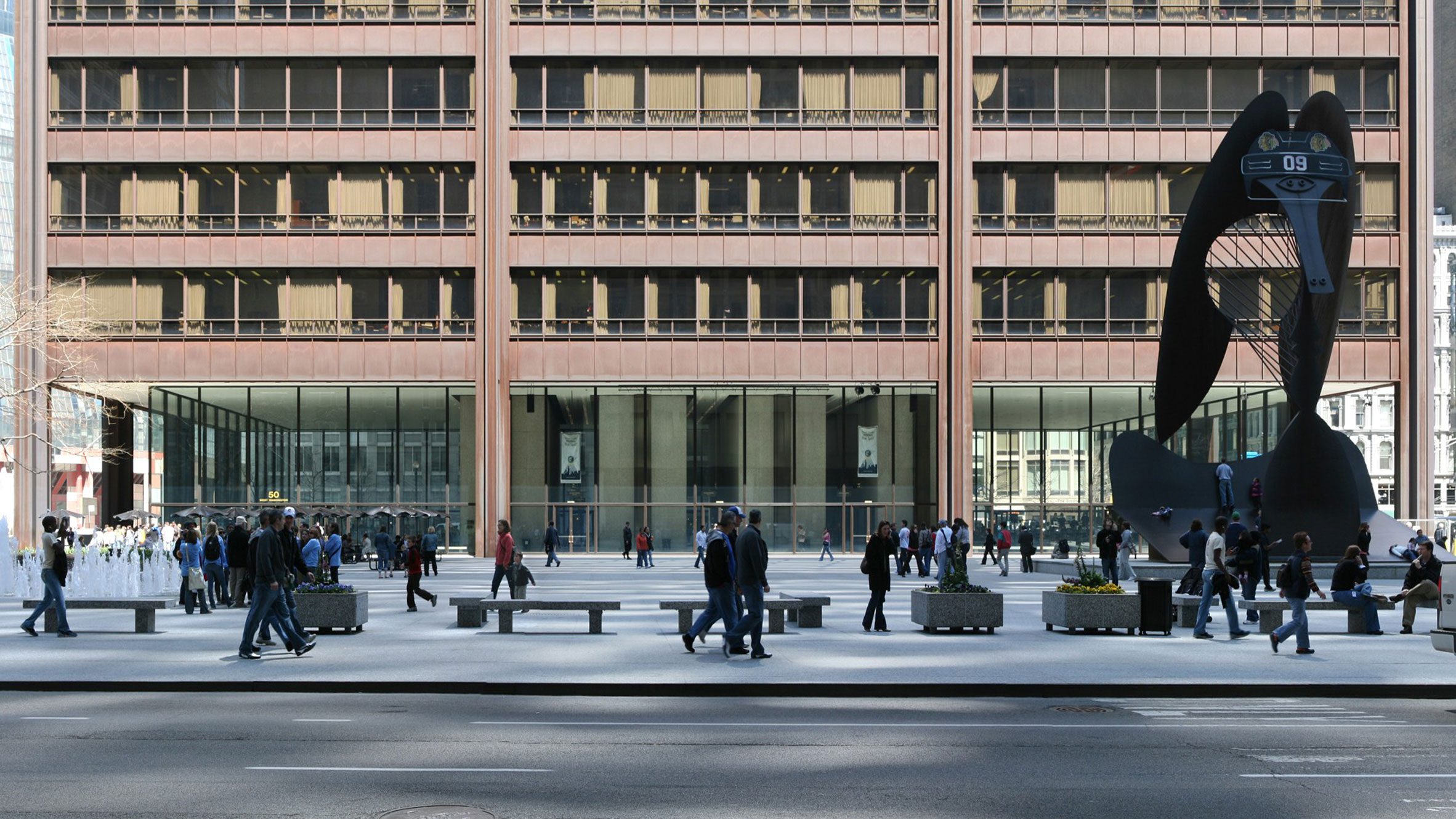 Exterior view Richard J Daley Center building