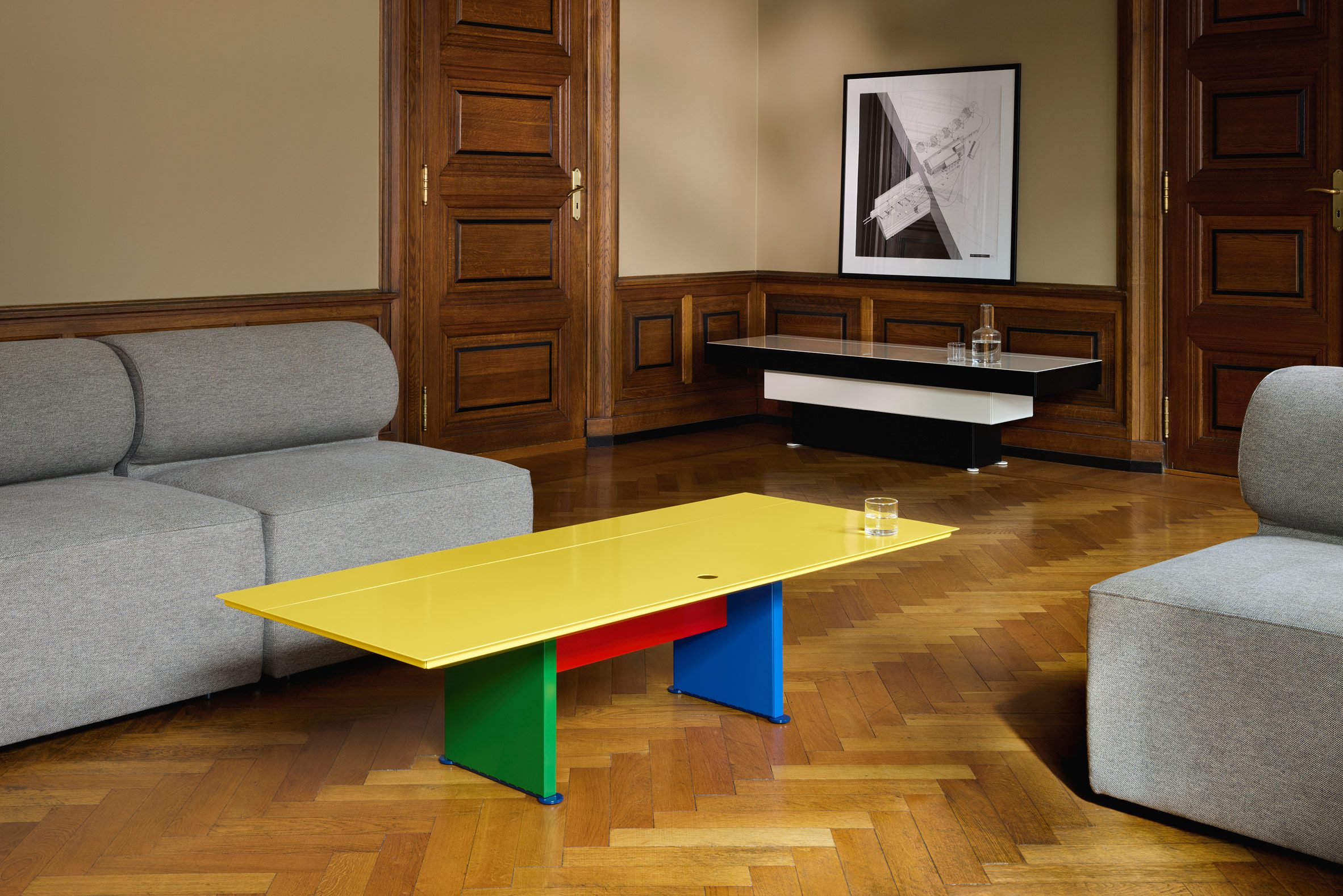 Unit by Jonas Stokke for Eskoleia