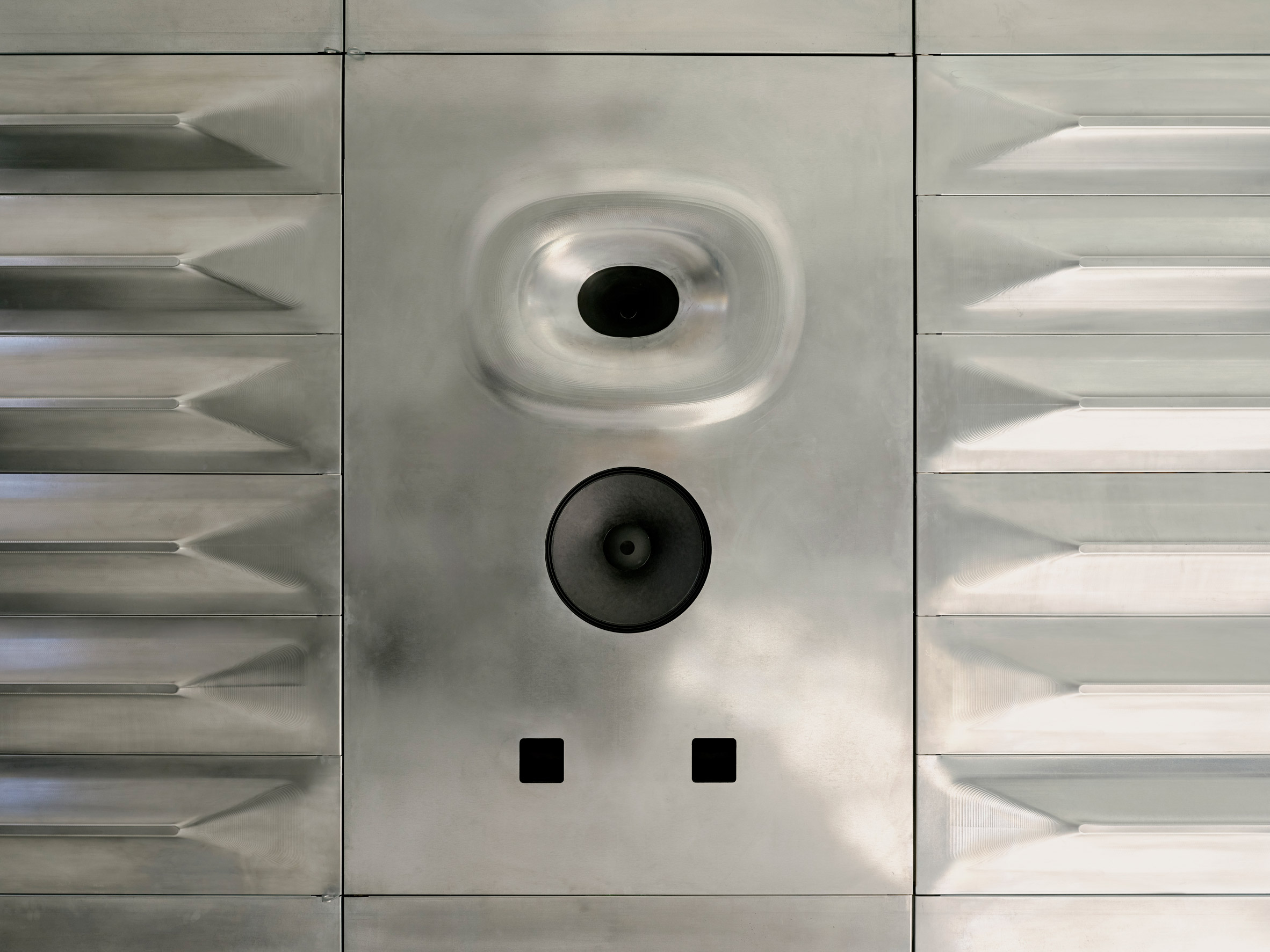 Steel sound wall