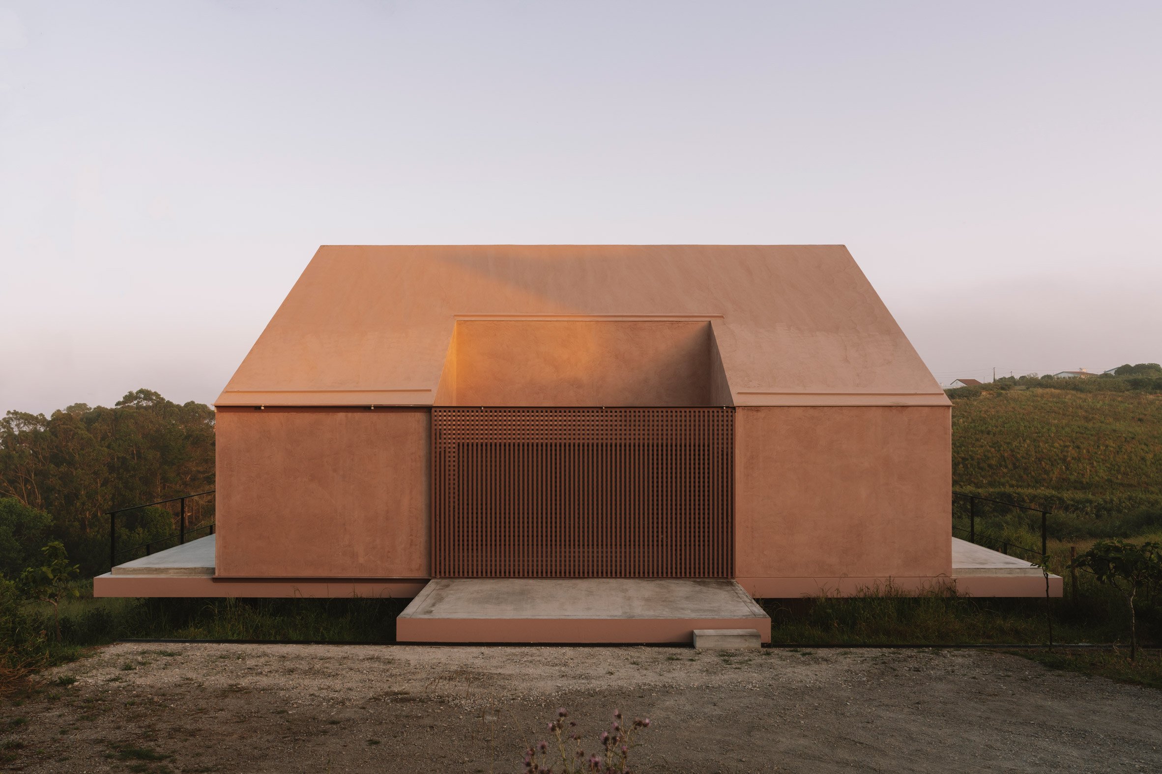 Exterior view of holiday home by Extrastudio